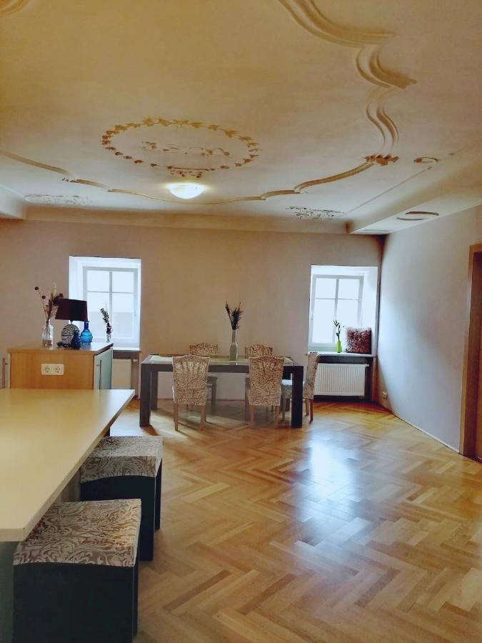 ניומרקט אם וואלרסי Taferne In Koestendorf - Ferienwohnung Monteurzimmer מראה חיצוני תמונה
