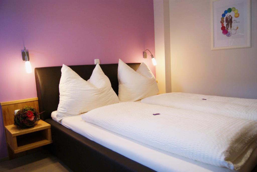 ניומרקט אם וואלרסי Taferne In Koestendorf - Ferienwohnung Monteurzimmer מראה חיצוני תמונה